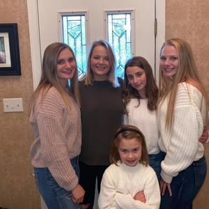 Meet your Posher, Carrie